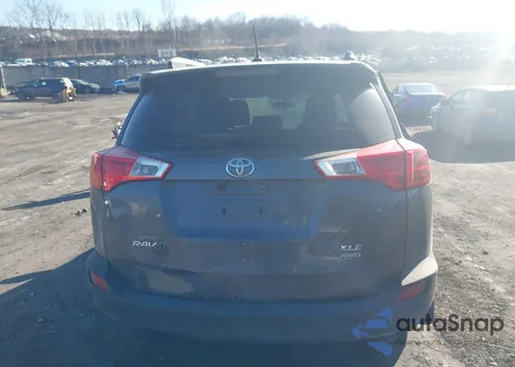2015 Toyota Rav4 Xle from USA, damaged, VIN JTMRFREV3FJ016338